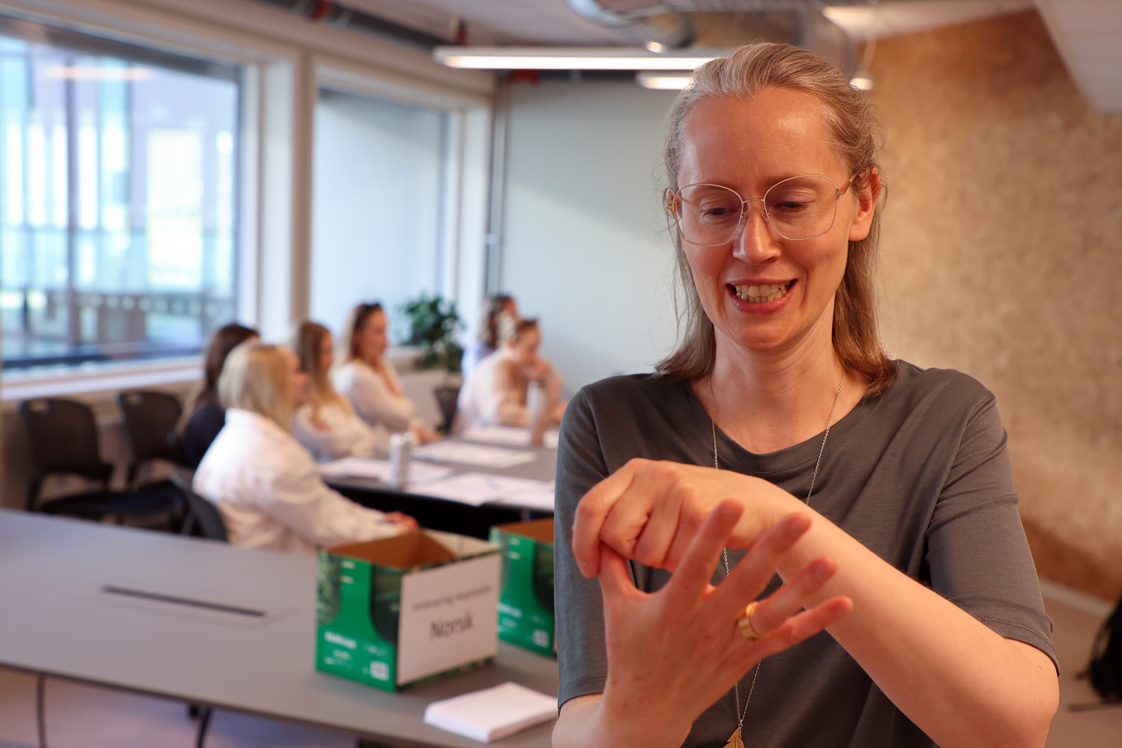 Førsteamanuensis Randi Neteland har fem tips for handa. Foto: HVO / Steinarr Sommerset.