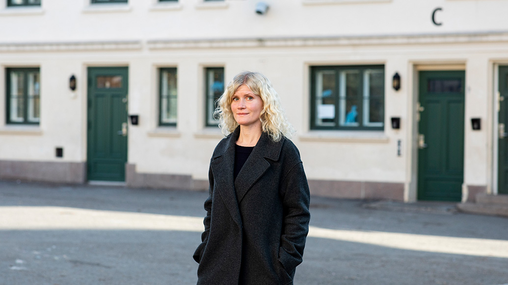 Olena Iamroz tar doktorgrad ved Høgskolen i Innlandet og er utdannet lærer fra Ukraina. Hun mener utfordringene for skolene med nyankomne ukrainere vil bli annerledes enn for andre flyktninger (foto: Elen Sonja Klouman/HINN).
