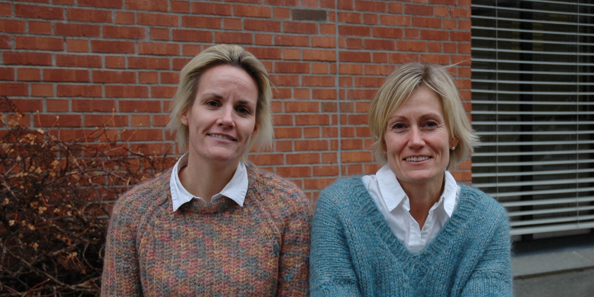 Pernille Grepp Knutsen til venstre i bildet og Cecilie Pedersen Dalland til høyre. Foto: Kari Aamli