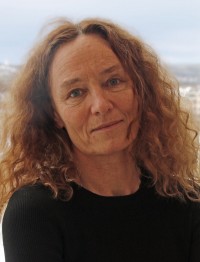 Camilla Stoltenberg overrakte utvalgets utredning til kunnskapsministeren 4. februar. Foto: Mari Lilleslåtten.